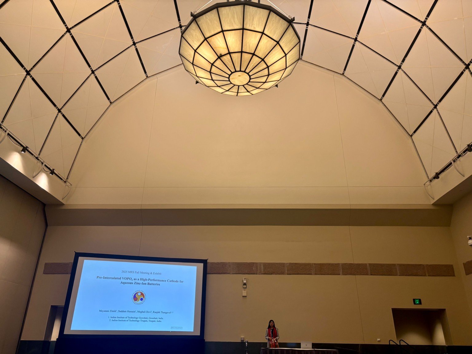 Mayanmi Zimik presenting her research at the 2025 MRS Fall Meeting & Exhibit